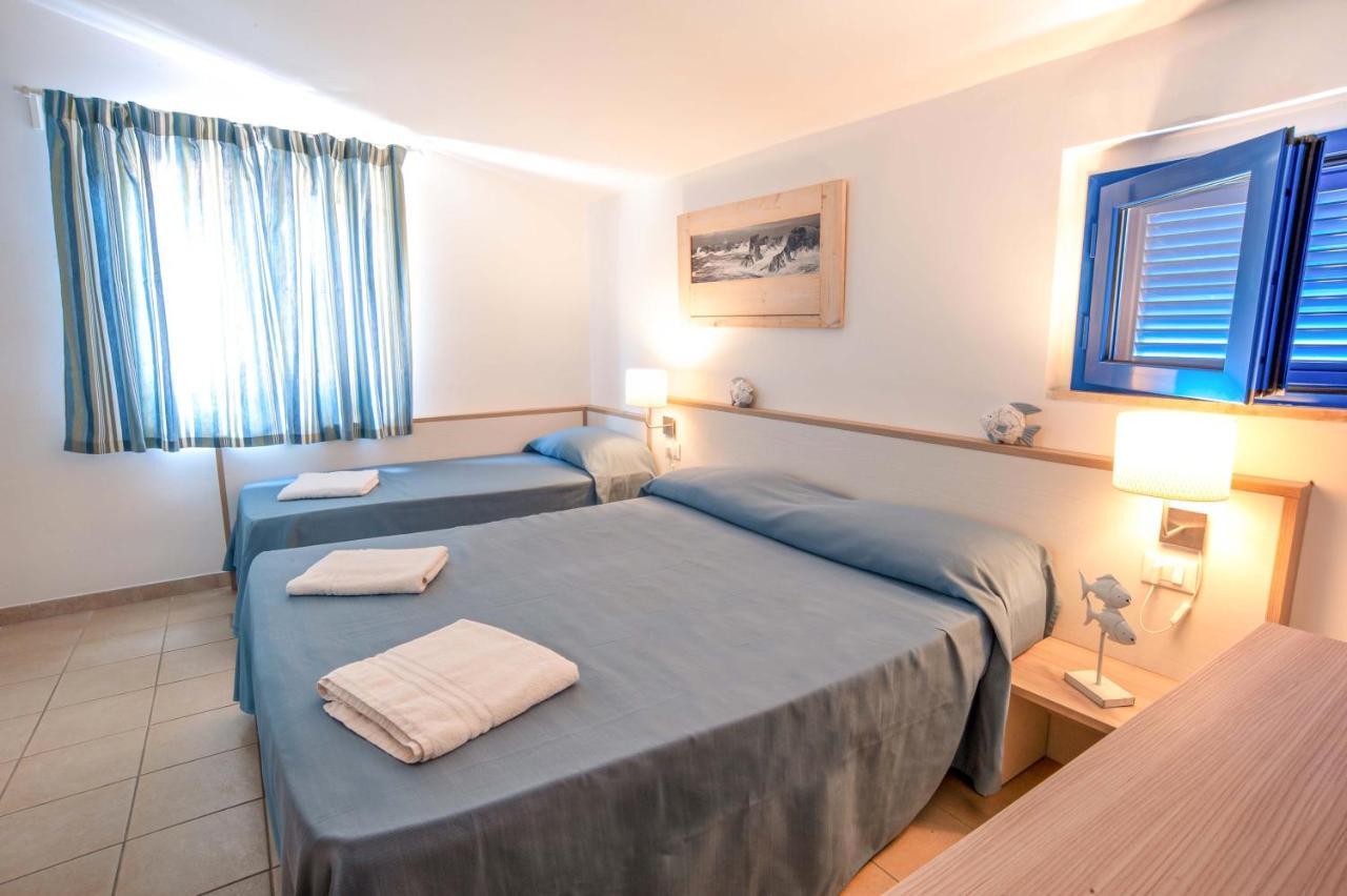 Hotel Villa Giulia Porto Azzurro Ngoại thất bức ảnh