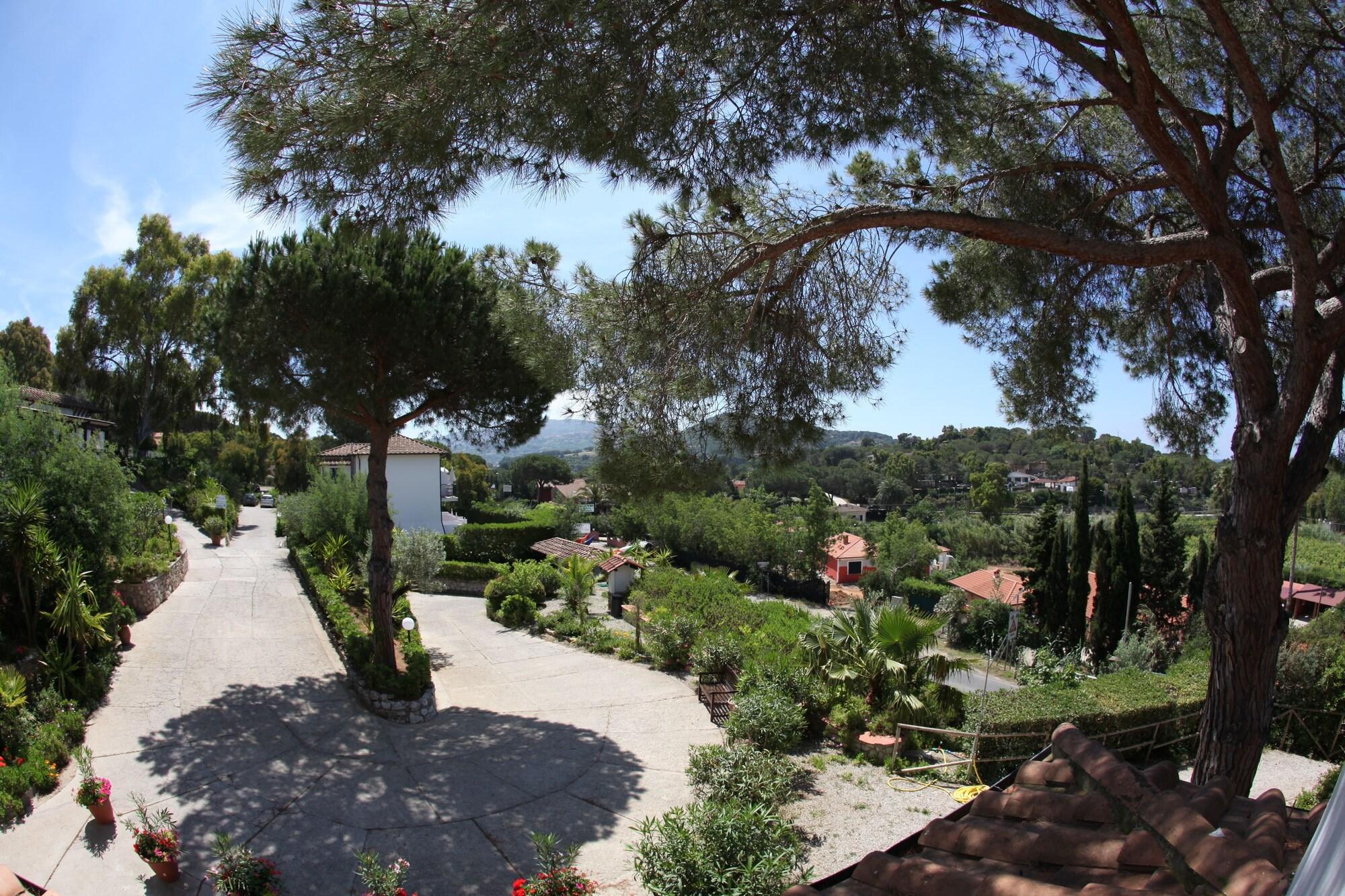 Hotel Villa Giulia Porto Azzurro Ngoại thất bức ảnh