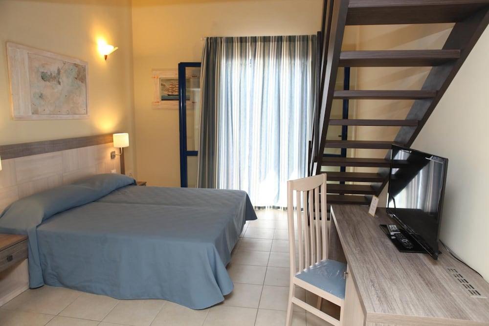 Hotel Villa Giulia Porto Azzurro Ngoại thất bức ảnh