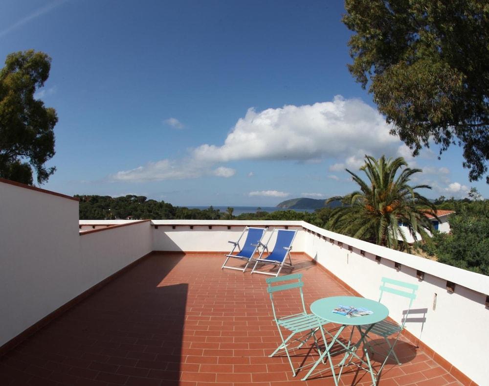 Hotel Villa Giulia Porto Azzurro Ngoại thất bức ảnh