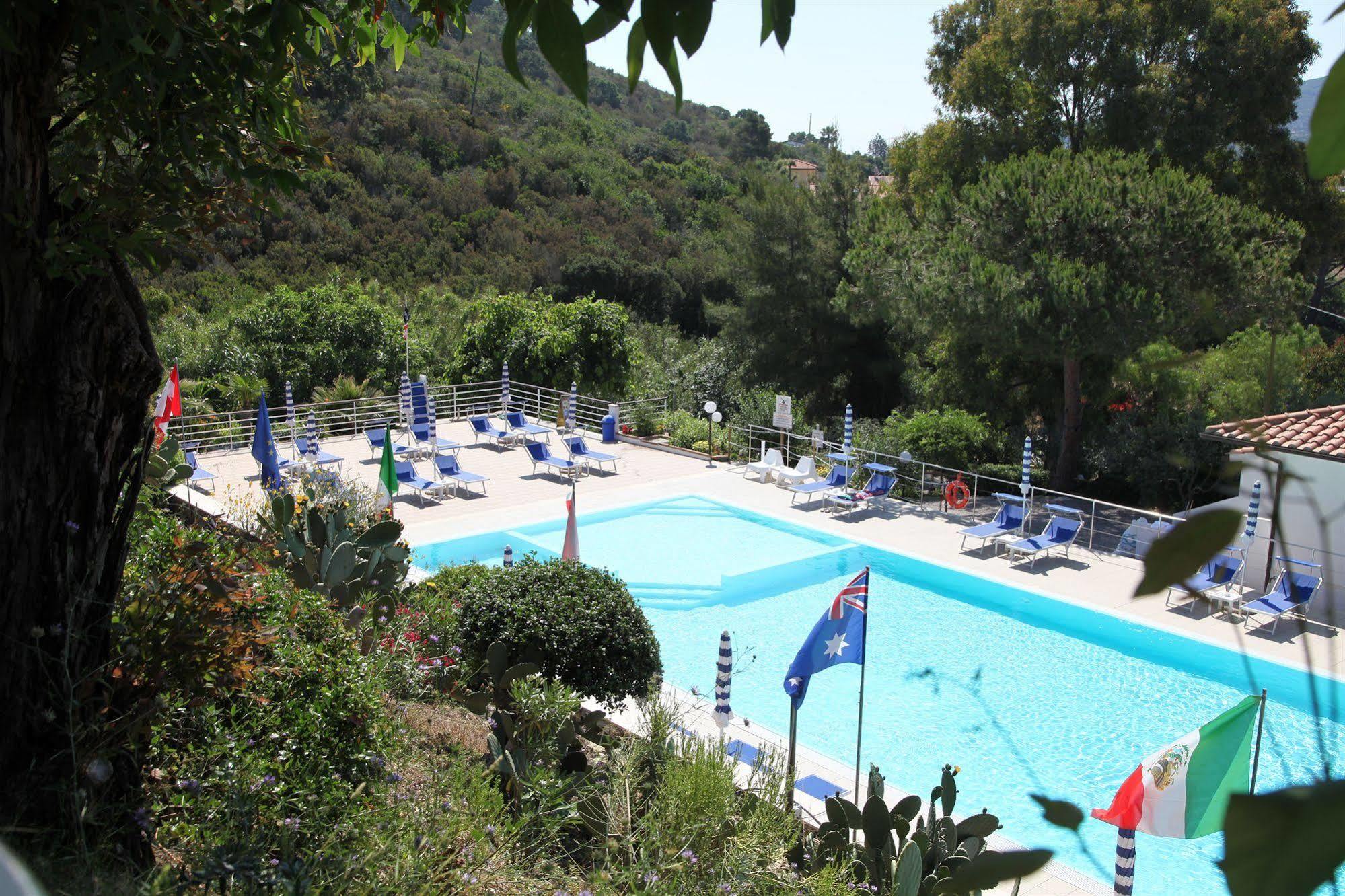 Hotel Villa Giulia Porto Azzurro Ngoại thất bức ảnh